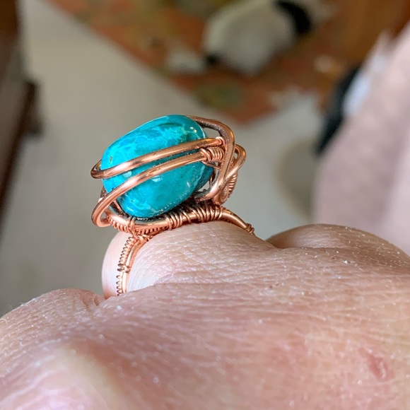 Turquoise sz 8. Handwoven tarnish resistant copper - Picture 4 of 6